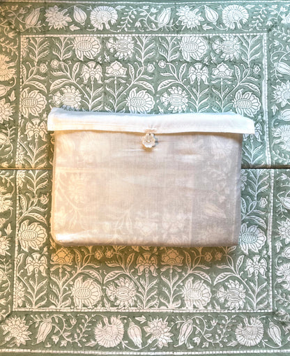 Cloves Garden Mats + napkins