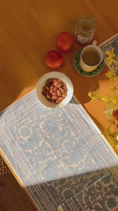 Azura Mats + napkins